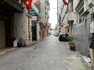 LÔ GÓC 3 MẶT THOÁNG – 6 TẦNG – THANG MÁY – Ô TÔ NGỦ TRONG NHÀ